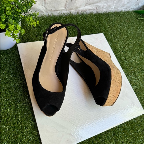 VERONICA BEAR
Dali Sand Suede Peep-Toe Wedge Platform Sandals size 9 - Picture 7 of 16